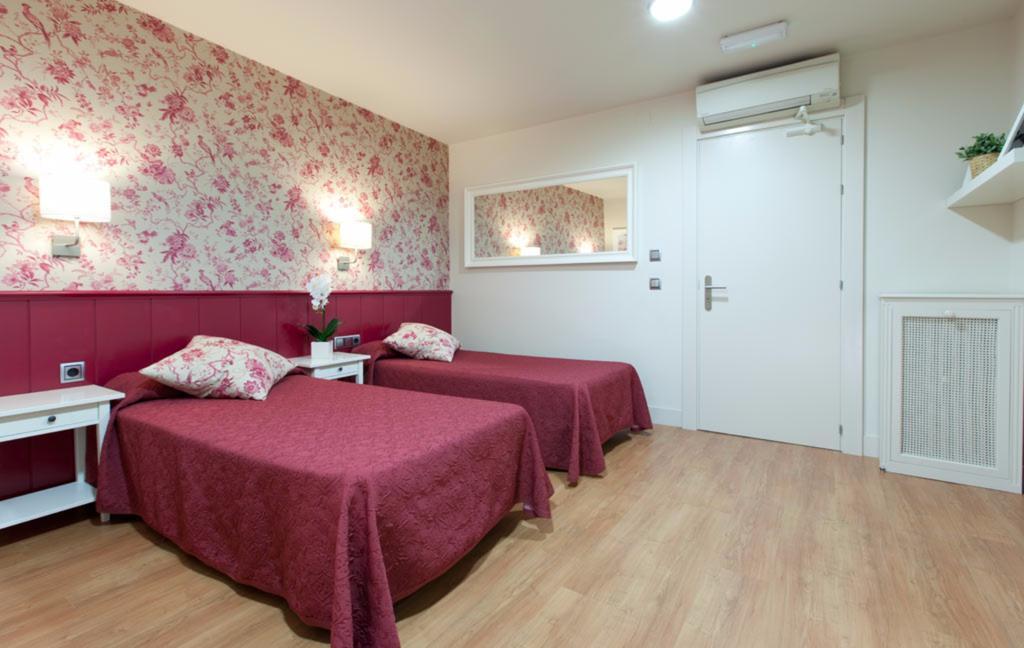 Hostal Matheu Мадрид Номер фото